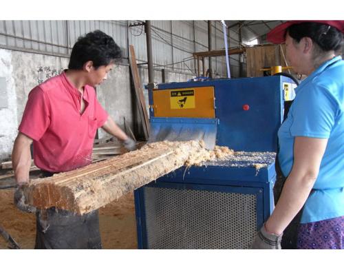 上海市-方木多片鋸150高加工現(xiàn)場0